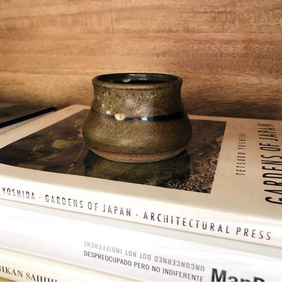 MCM Studio Pottery Vase - Picture 2 of 6